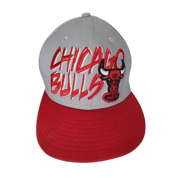 Chicago Bulls HWC SnapBack Hat Cap 9Fifty New Era Windy City Gray Red Logo - Picture 1 of 14